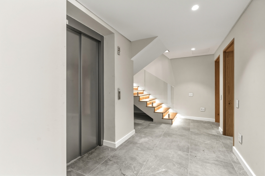 4 Bedroom Property for Sale in Camps Bay Western Cape